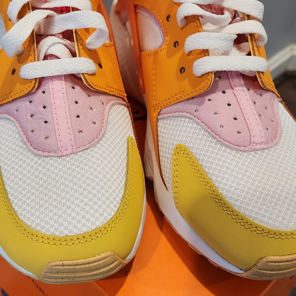 Nike Hurarche Women